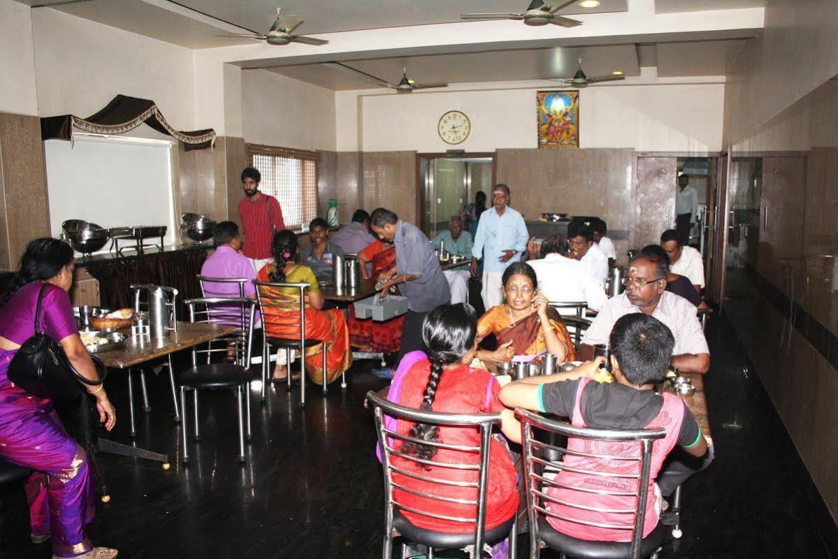 Sivamurugan Hotel Kumbakonam Exterior photo