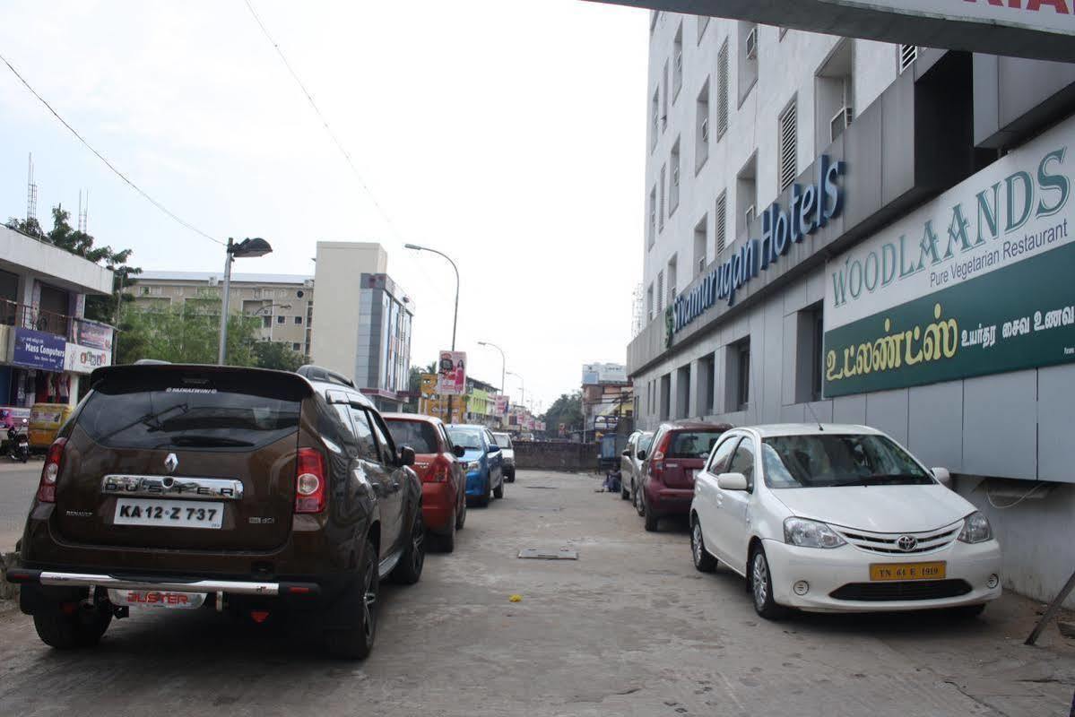 Sivamurugan Hotel Kumbakonam Exterior photo